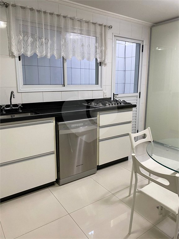 Casa à venda com 4 suítes no condomínio Maison Montparnasse, São Paulo - SP
