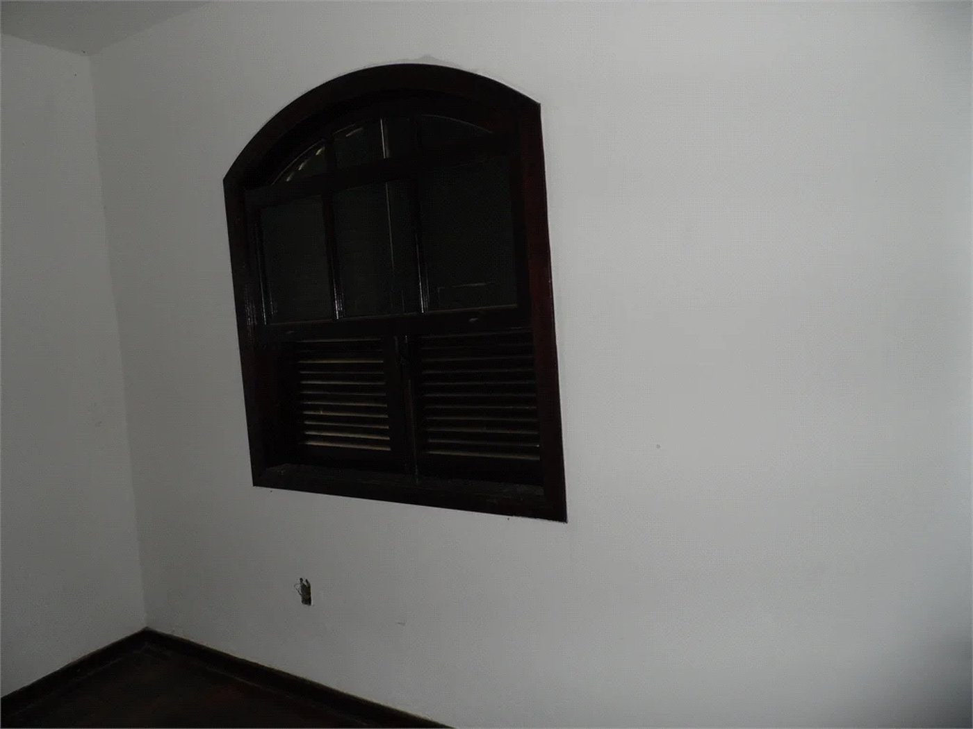 Casa à venda com 5 quartos, sendo 3 suítes, em Vila São Francisco, São Paulo, SP