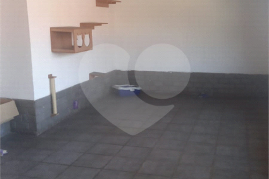 Casa à venda com 5 quartos, sendo 2 suítes, em Jardim Santa Clara, Guarulhos, SP