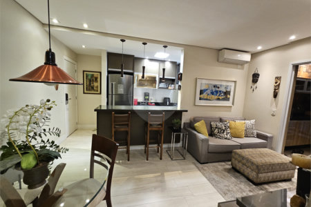 Apartamento para alugar com 2 quartos, sendo 1 suíte,  em Jardim das Acácias, São Paulo, SP