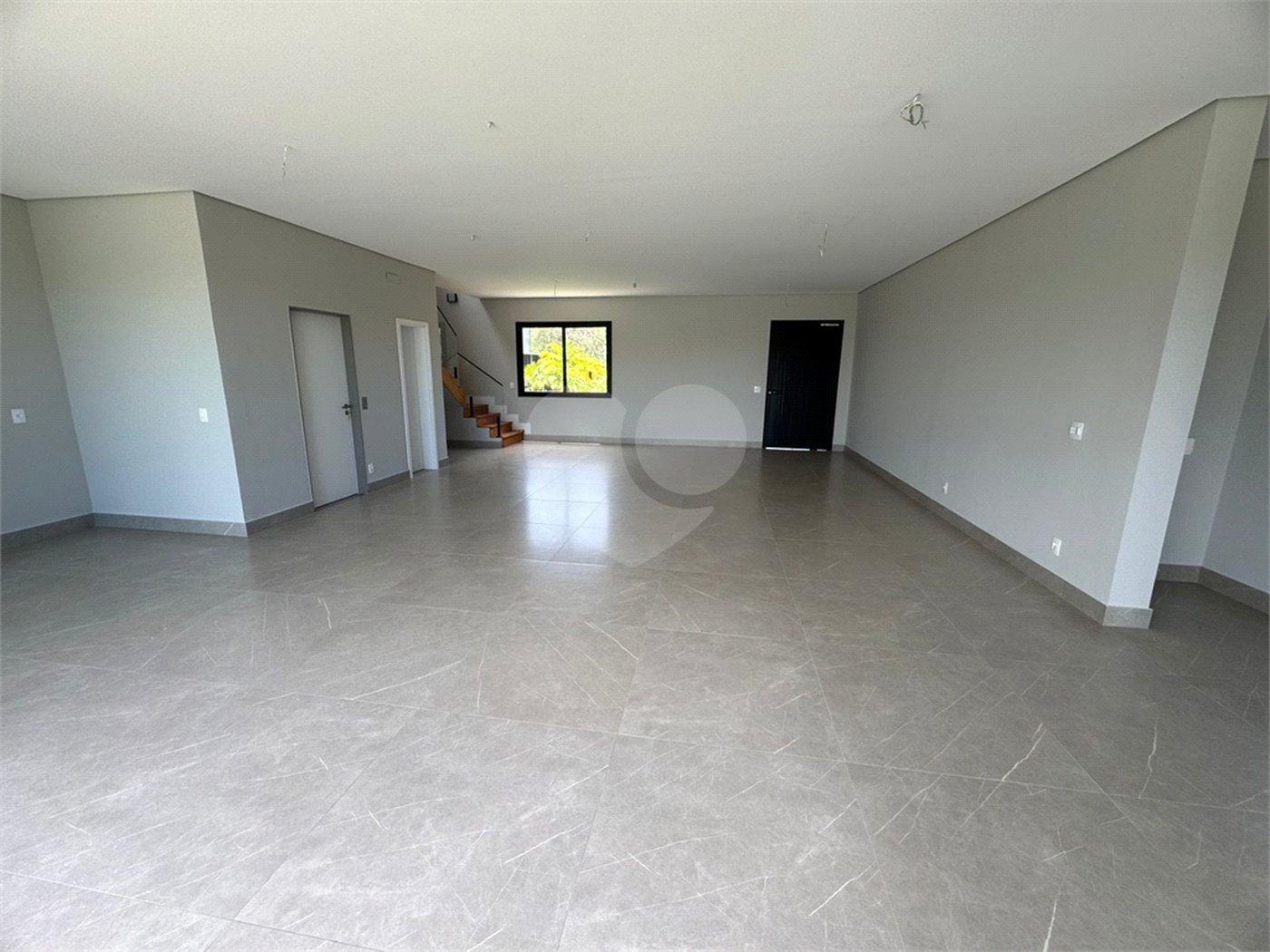 Casa à venda com 4 suítes no condomínio Villas do Golf, Itu - SP