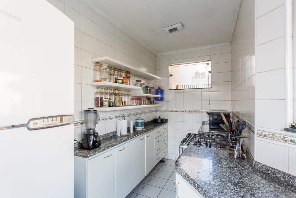 Sobrado à venda com 4 quartos, sendo 3 suítes, em Brooklin, São Paulo, SP