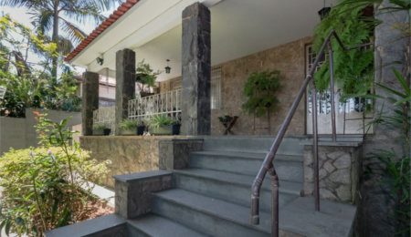 Casa à venda com 4 quartos, sendo 3 suítes,  em Vila Pirajussara, São Paulo, SP