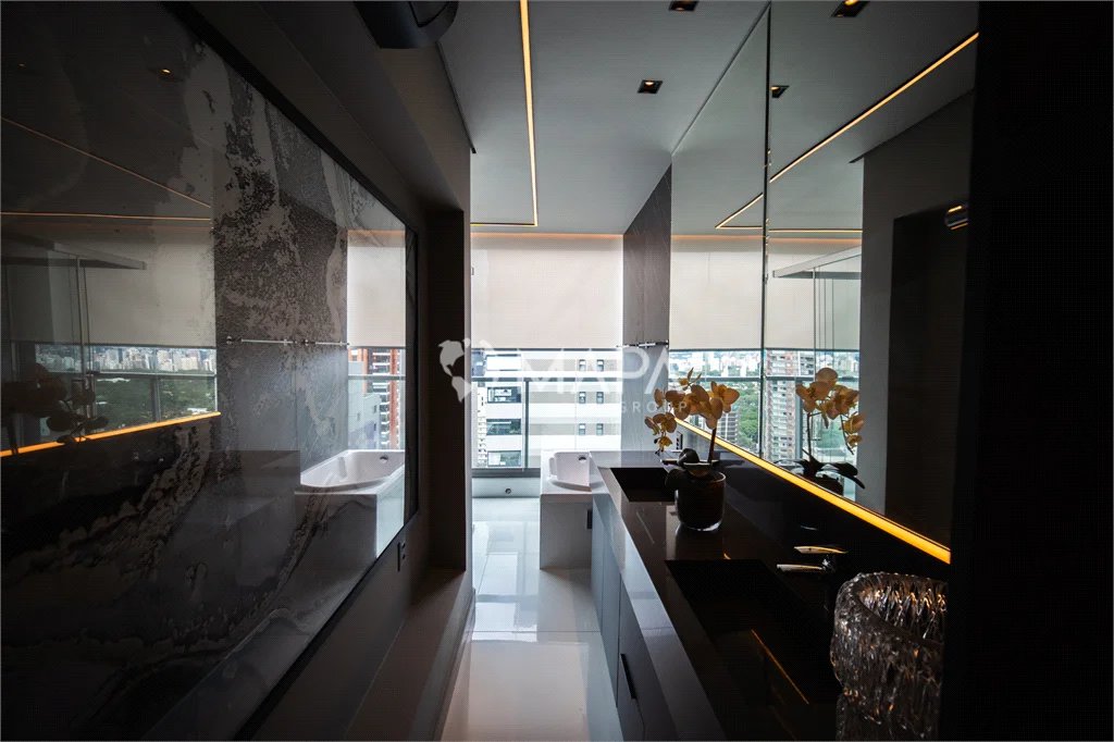 Apartamento à venda ou para alugar com 1 suíte em Pinheiros, São Paulo, SP