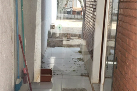 Casa à venda com 3 quartos, sendo 2 suítes,  em Parque Jabaquara, São Paulo, SP