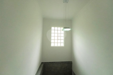 Sobrado à venda com 3 quartos, sendo 1 suíte, em Vila Lúcia, São Paulo, SP