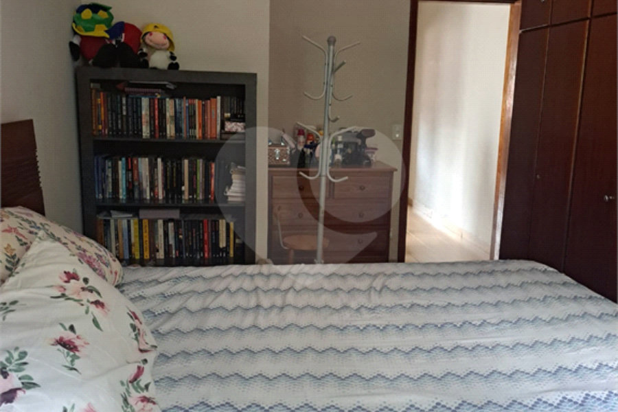 Sobrado à venda com 2 quartos em Jaraguá, São Paulo, SP