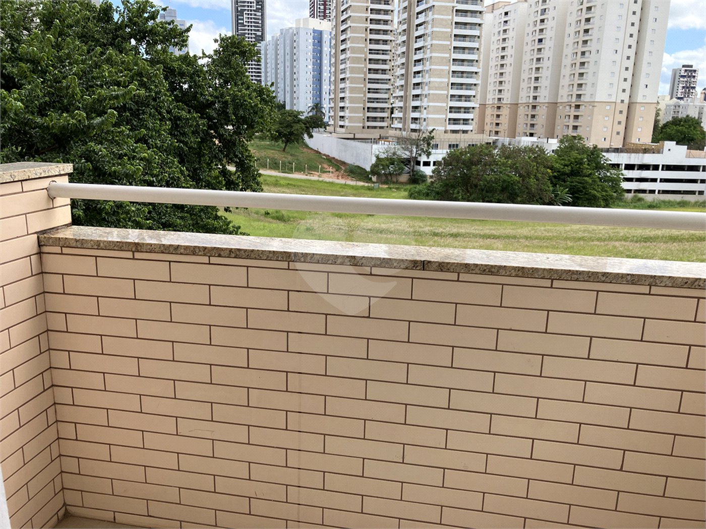 Apartamento à venda com 3 quartos, sendo 1 suíte, em Parque Campolim, Sorocaba, SP