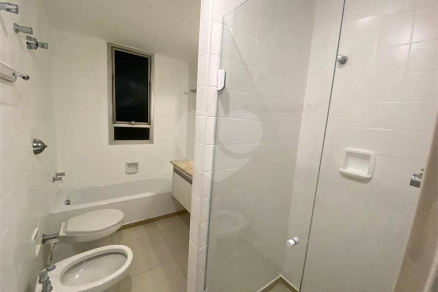 Apartamento à venda com 3 quartos, sendo 1 suíte, em Morumbi, São Paulo, SP