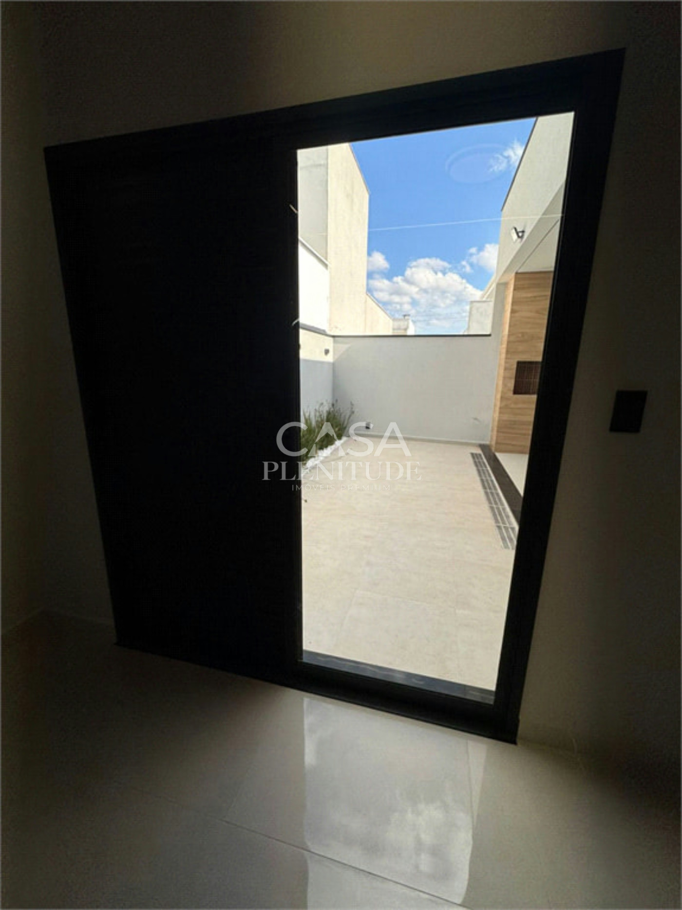 Casa em condomínio à venda com 3 quartos, sendo 1 suíte,  em Loteamento Dinorá Rosa, Sorocaba, SP