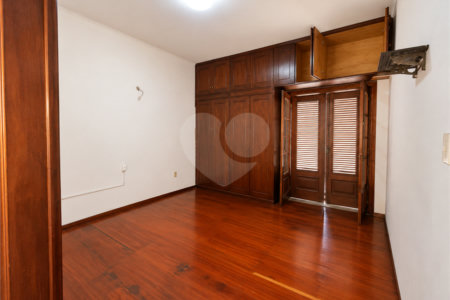 Casa Térrea para alugar com 4 quartos, sendo 1 suíte,  em Jardim América, Sorocaba, SP