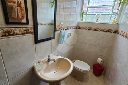 Casa à venda com 3 quartos, sendo 1 suíte, em Vila Maria Eugenia, São Paulo, SP