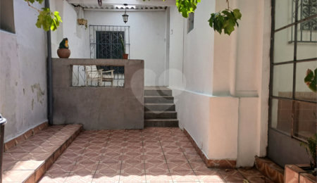 Casa Térrea à venda com 3 quartos em Pacaembu, São Paulo, SP