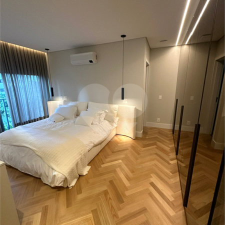 Apartamento à venda com 2 suítes em Vila Nova Conceição, São Paulo, SP