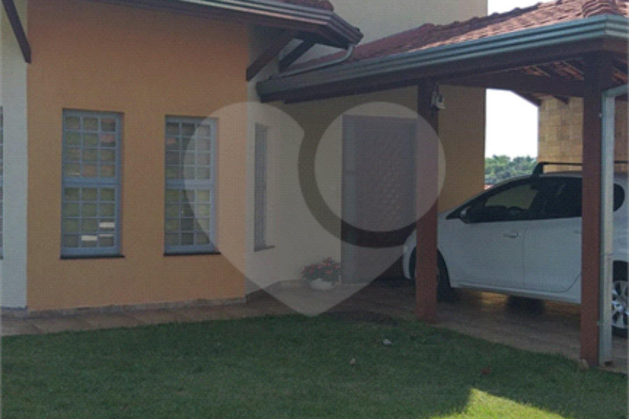 Casa à venda com 2 suítes no Centro, Águas de Lindóia, SP