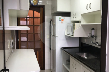 Apartamento à venda com 2 quartos, sendo 1 suíte, em Vila Pompéia, São Paulo, SP
