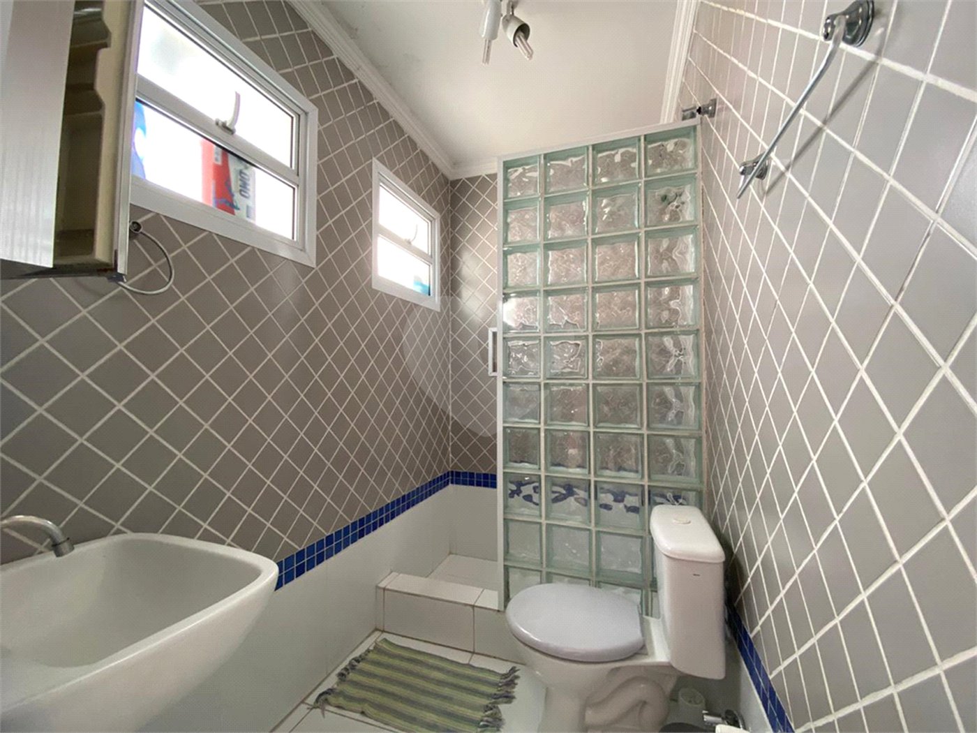 Sobrado à venda com 3 quartos, sendo 2 suítes, em Vila São José (ipiranga), São Paulo, SP