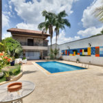 Casa à venda com 5 quartos, sendo 4 suítes, em Alto da Boa Vista, São Paulo, SP