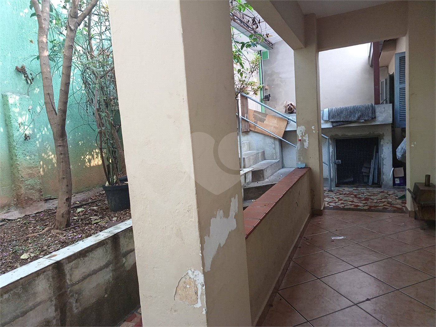 Sobrado à venda com 6 quartos em Jardim Peri, São Paulo, SP