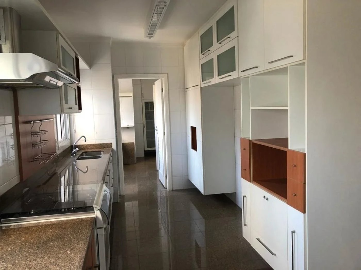Apartamento à venda com 3 suítes em Vila Suzana, São Paulo, SP