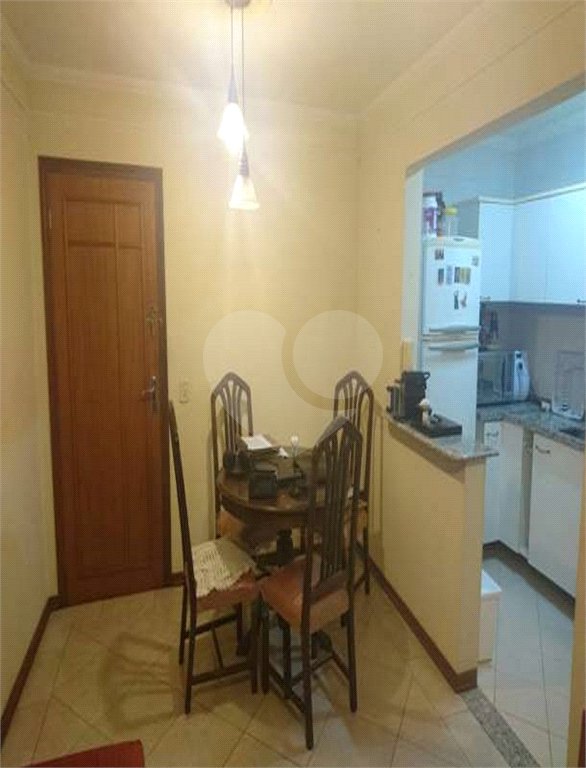 Apartamento no Condomínio Residencial Piet Mondrian.