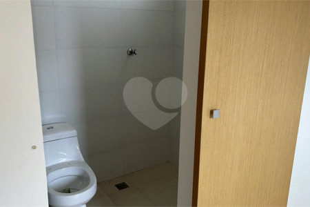 Apartamento a venda de 02 dormitórios