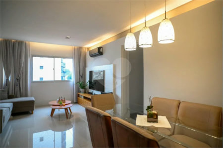 Apartamento à venda com 2 quartos em Jardim da Saúde, São Paulo