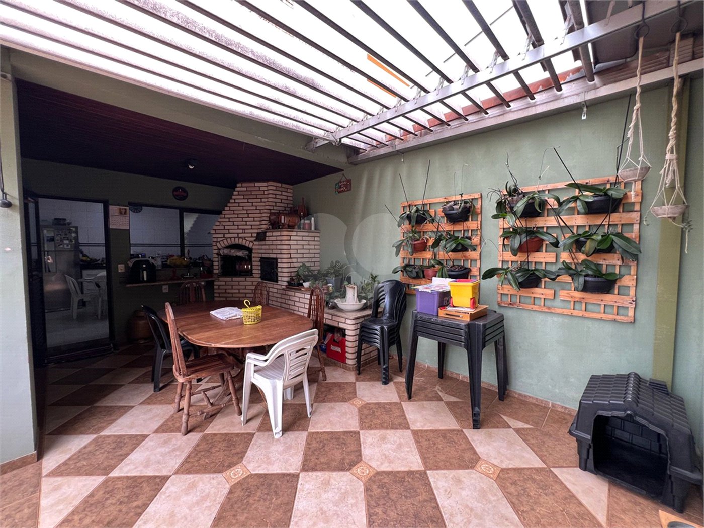 Casa a venda com 5 quartos em São Carlos