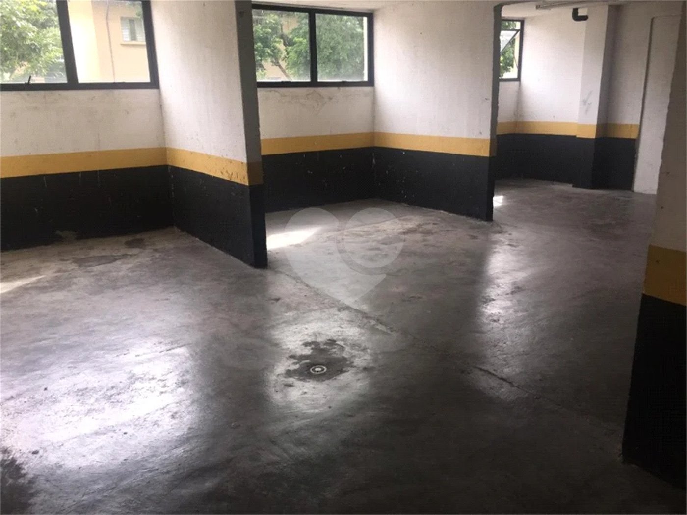 Mooca . 2 vagas de garagem. Ao lado da Rua da Mooca