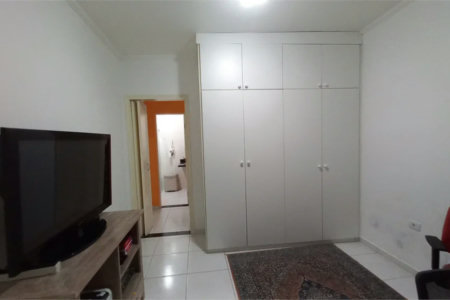 Sobrado à venda com 3 quartos, sendo 1 suíte, em Vila Gomes, São Paulo, SP