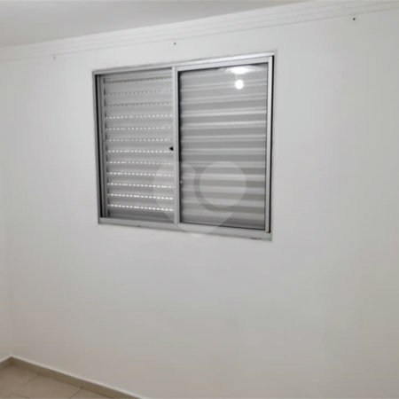 Apartamento no Condomínio Mont Royal.