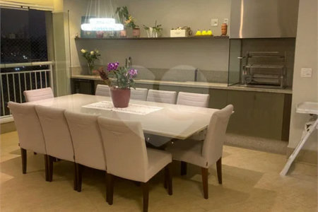 Apartamento à Venda na Mooca com 122 m² sendo 3 Suítes com Varanda Gourmet com 2 Vagas Aceita Permuta