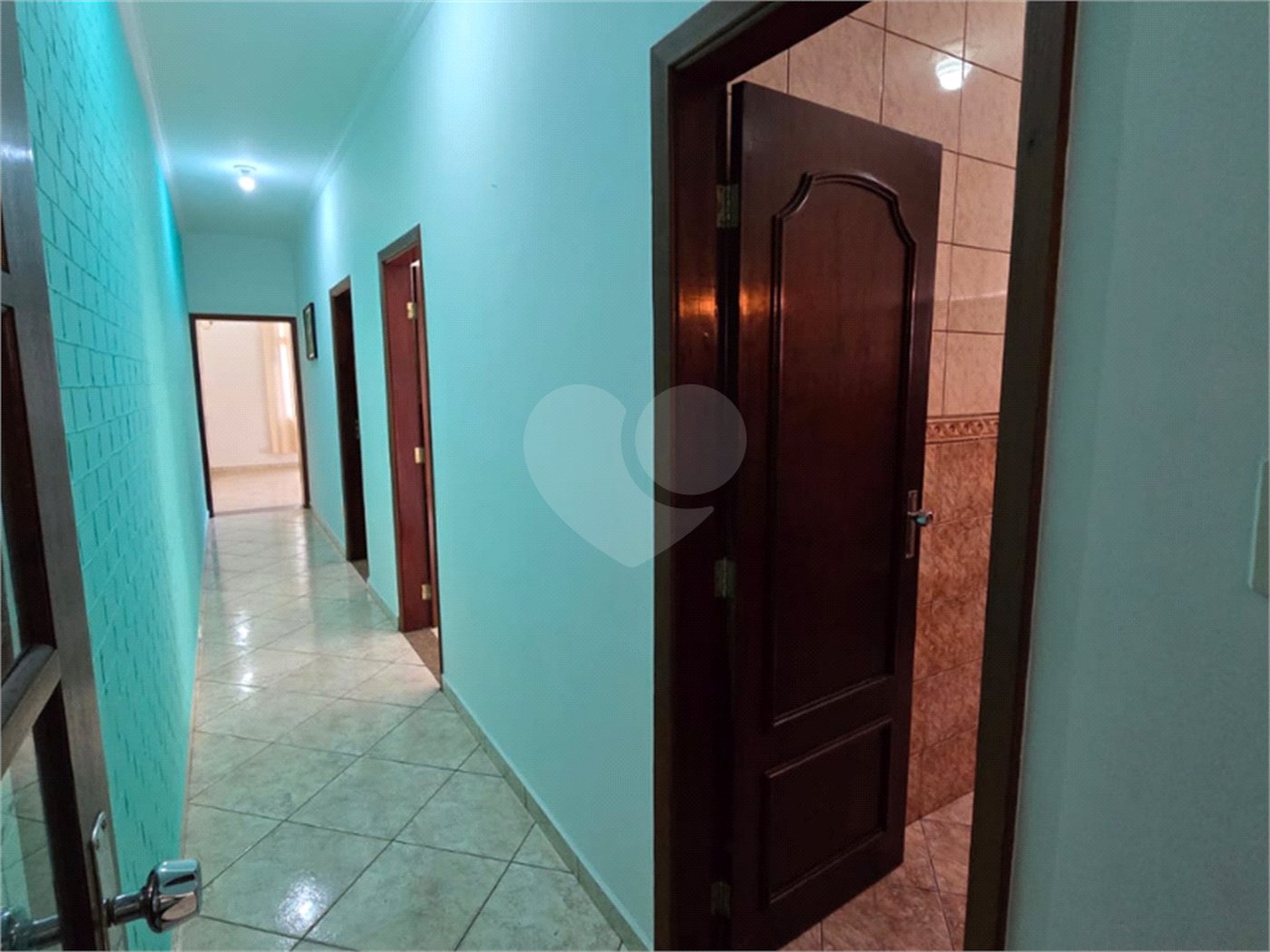 Casa à venda com 3 quartos, sendo 1 suíte, em Vila Pereira Cerca, São Paulo, SP