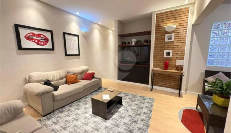 Casa à venda com 2 quartos em Vila Galvão, Guarulhos, SP