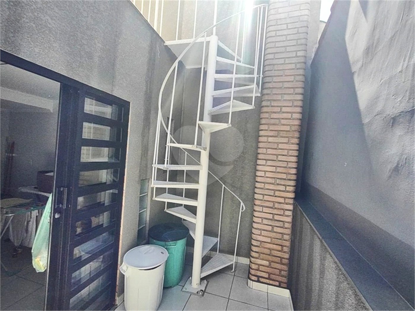 Sobrado à venda com 4 quartos, sendo 1 suíte, em Parque Vitória, São Paulo, SP
