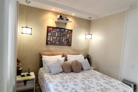 Casa à venda com 3 quartos, sendo 1 suíte, no condomínio Bella Colônia II Jundiaí, Jundiaí - SP