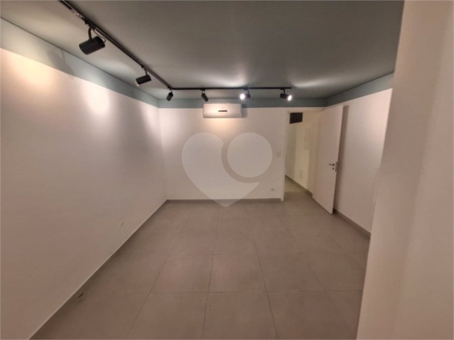 Casa à venda ou para alugar com 3 suítes no condomínio Boulevard Ibirapuera, São Paulo - SP