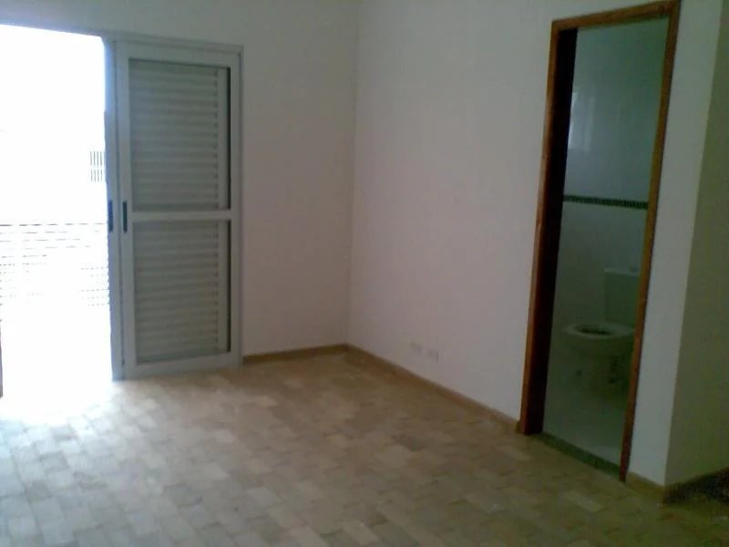 Sobrado à venda com 4 quartos, sendo 2 suítes, em Vila Sônia, São Paulo, SP