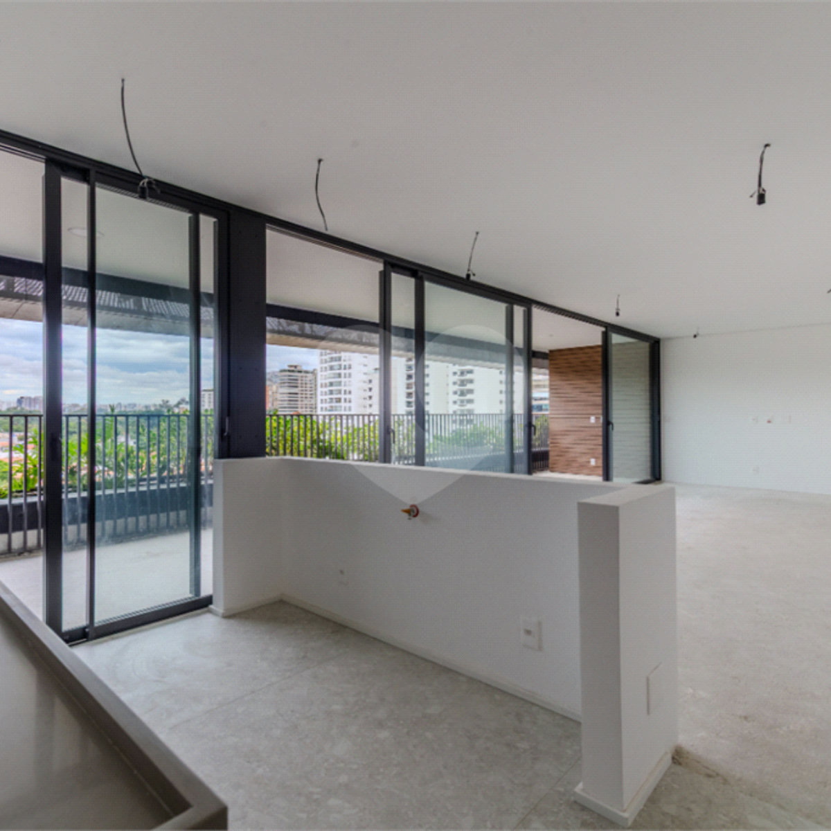 Apartamento à venda com 3 suítes em Vila Nova Conceição, São Paulo, SP