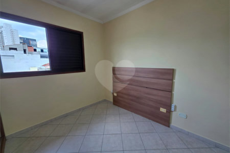 Casa à venda com 2 suítes no condomínio Residencial Santana, São Paulo - SP
