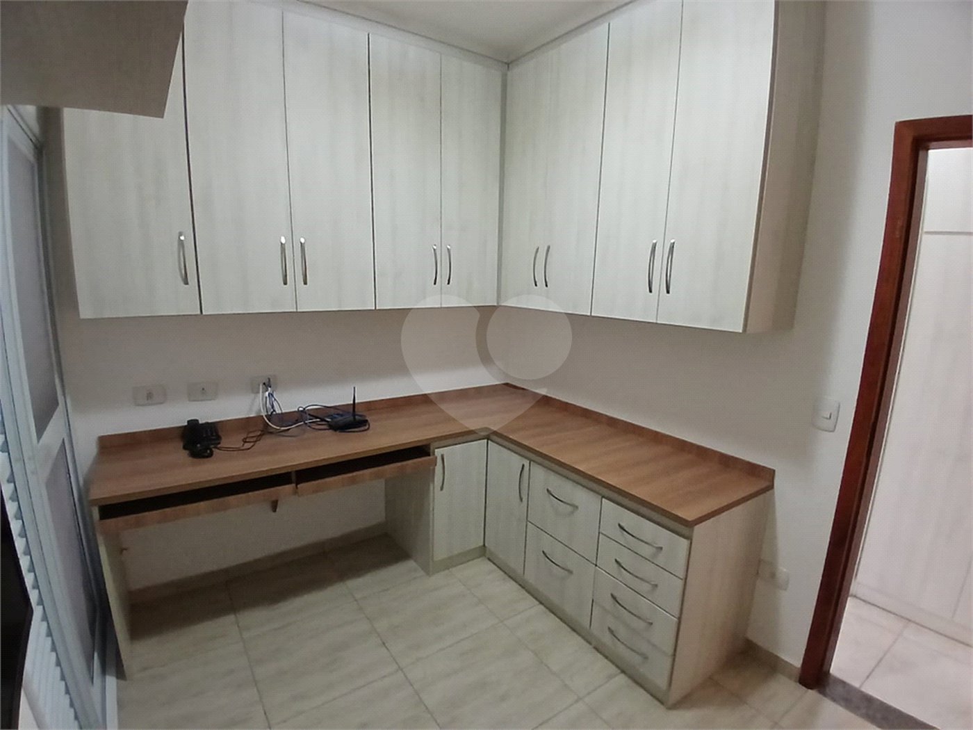 Casa à venda com 3 quartos, sendo 1 suíte, no condomínio Golden Park Residence II, Sorocaba - SP