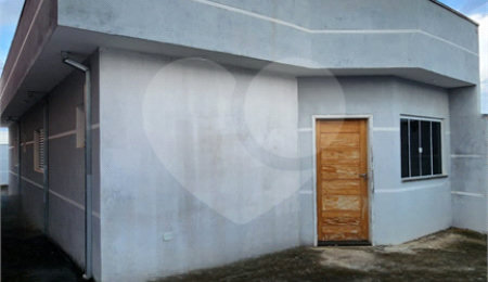 Casa à venda com 2 quartos, sendo 1 suíte,  em Residencial Vila Martins, Salto, SP
