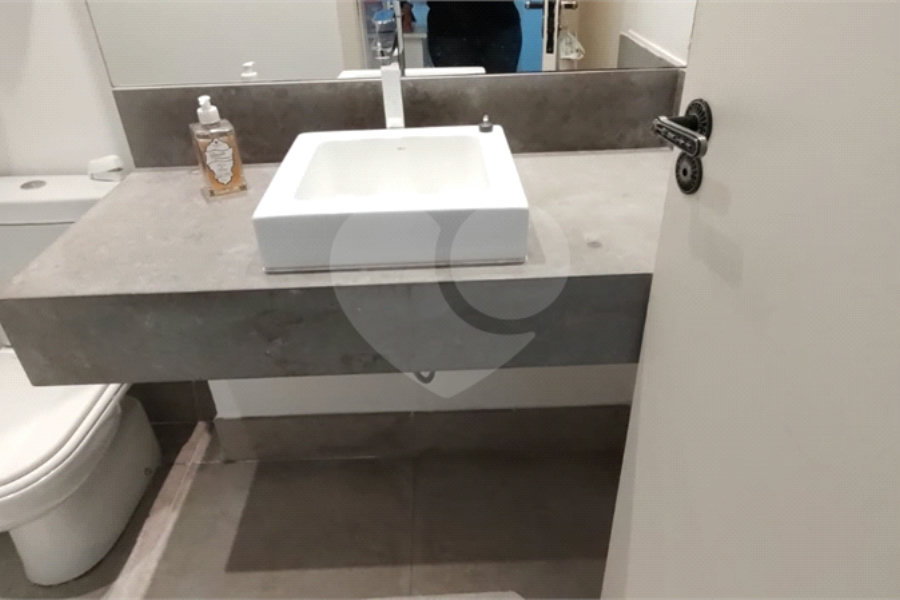 Casa Térrea à venda com 3 quartos, sendo 2 suítes, em Horto, São Paulo, SP