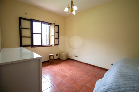 Casa à venda ou para alugar com 5 quartos, sendo 2 suítes, no condomínio Restinga Verde, São Roque - SP
