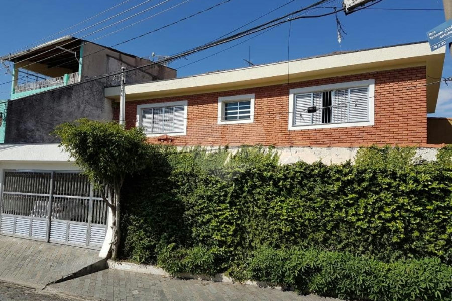 Sobrado à venda com 3 quartos, sendo 2 suítes, em Parque Edu Chaves, São Paulo, SP