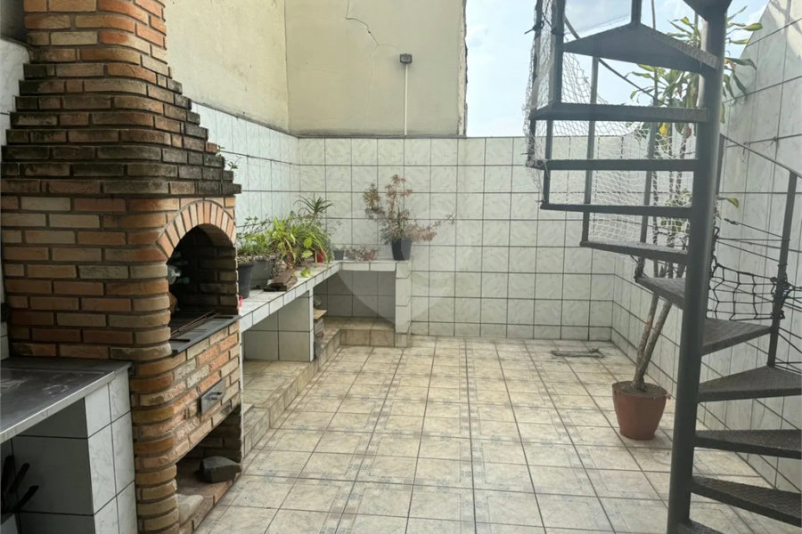 Sobrado à venda com 3 quartos, sendo 1 suíte, em Parque Edu Chaves, São Paulo, SP