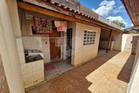 Casa à venda ou para alugar com 3 quartos, sendo 1 suíte, no condomínio Rsidencial Jatoba, Ribeirão Preto - SP