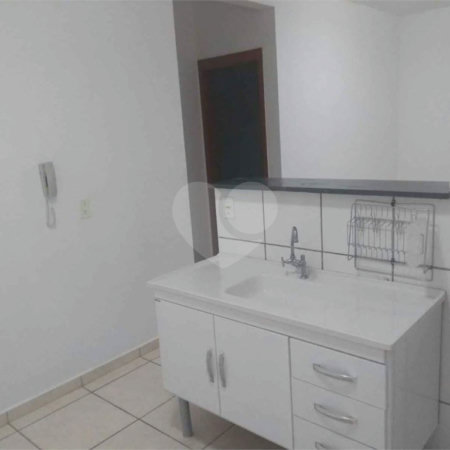 Apartamento no Condomínio Monte Logan.