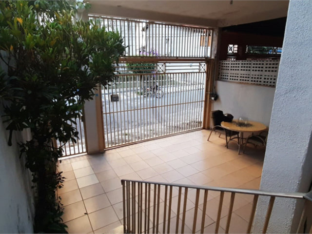 Sobrado à venda com 4 quartos em Santana, São Paulo, SP