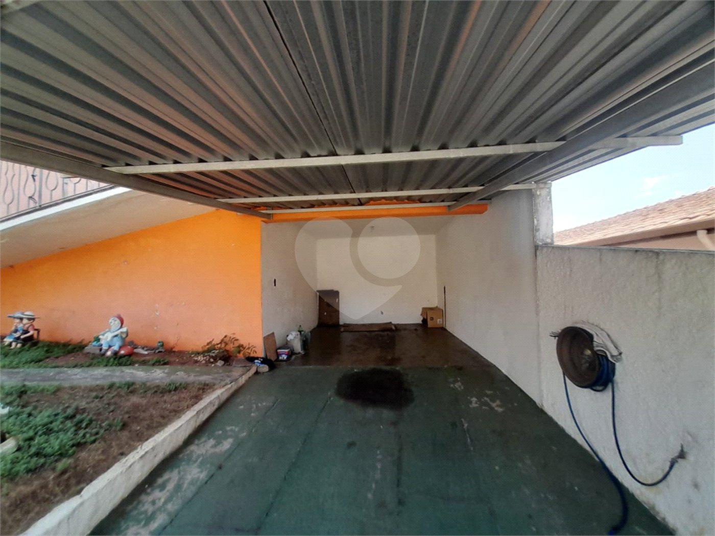 Casa à venda com 3 quartos, sendo 1 suíte, no Centro, Serra Negra, SP